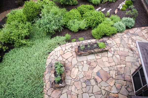 Bird's eye view of garden and patio with Tennessee Flagstone.